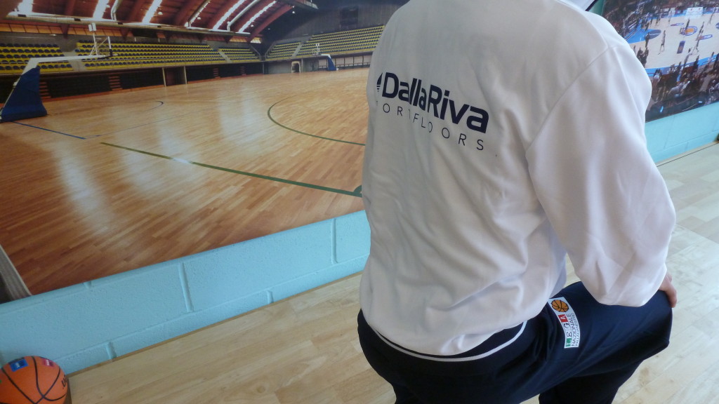dalla-riva-sportfloors-look-divise-parquet-sportivi-per-palestre-2014-04