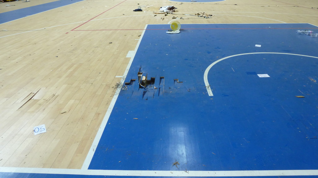 PALAPENTIMELE-REGGIO-CALABRIA-MANUTENZIONE-PARQUET-PER-PALESTRE-PALASPORT-DALLA-RIVA-2014