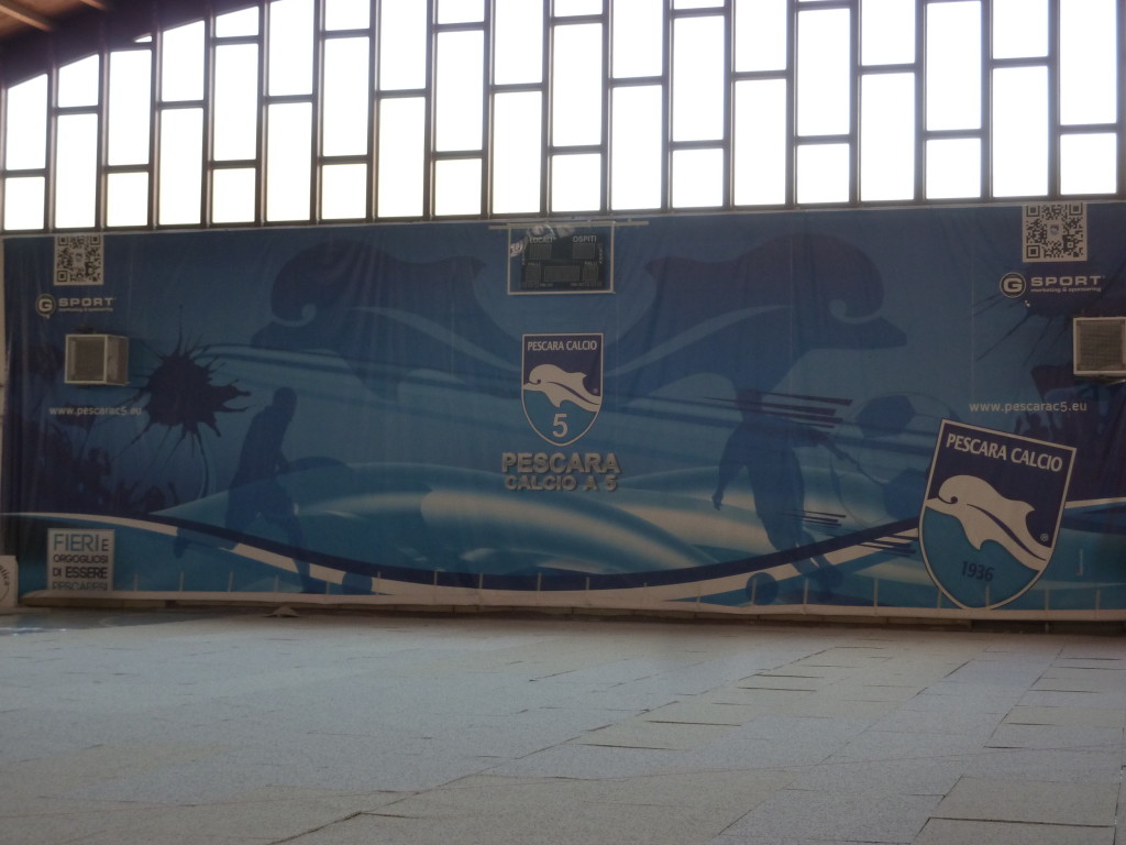 PESCARA-PARQUET-PER-PALESTRE-SPORTIVO-DALLA-RIVA-FUTSAL-2014-01
