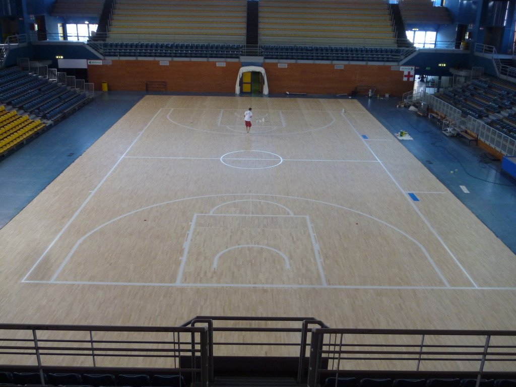 parquet sportivo manutenzione pavimentazione sportiva basket treviglio dalla riva sportfloors