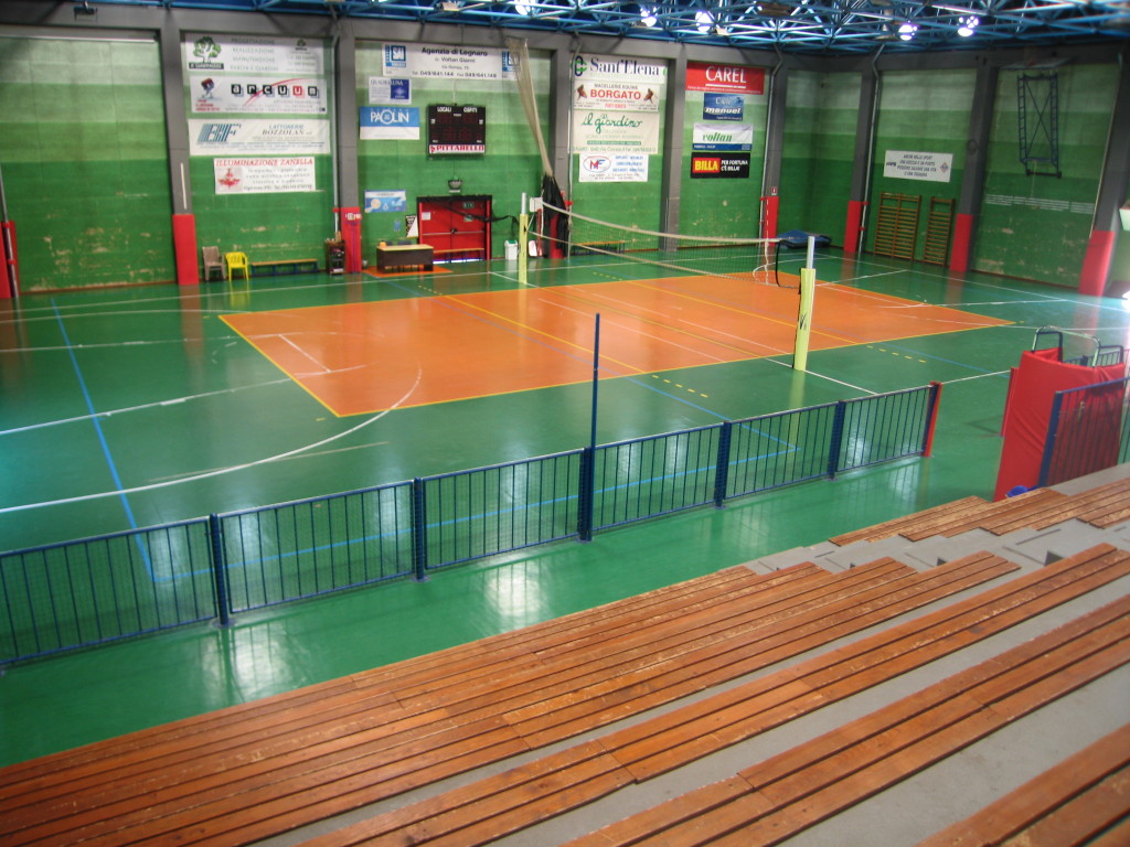 parquet sportivo in faggio dalla riva sportfloors trattamento skating legnaro padova 2014