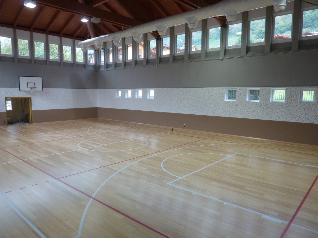 Parquet sportivo con riscaldamento radiante Dalla Riva Sportfloors 2014