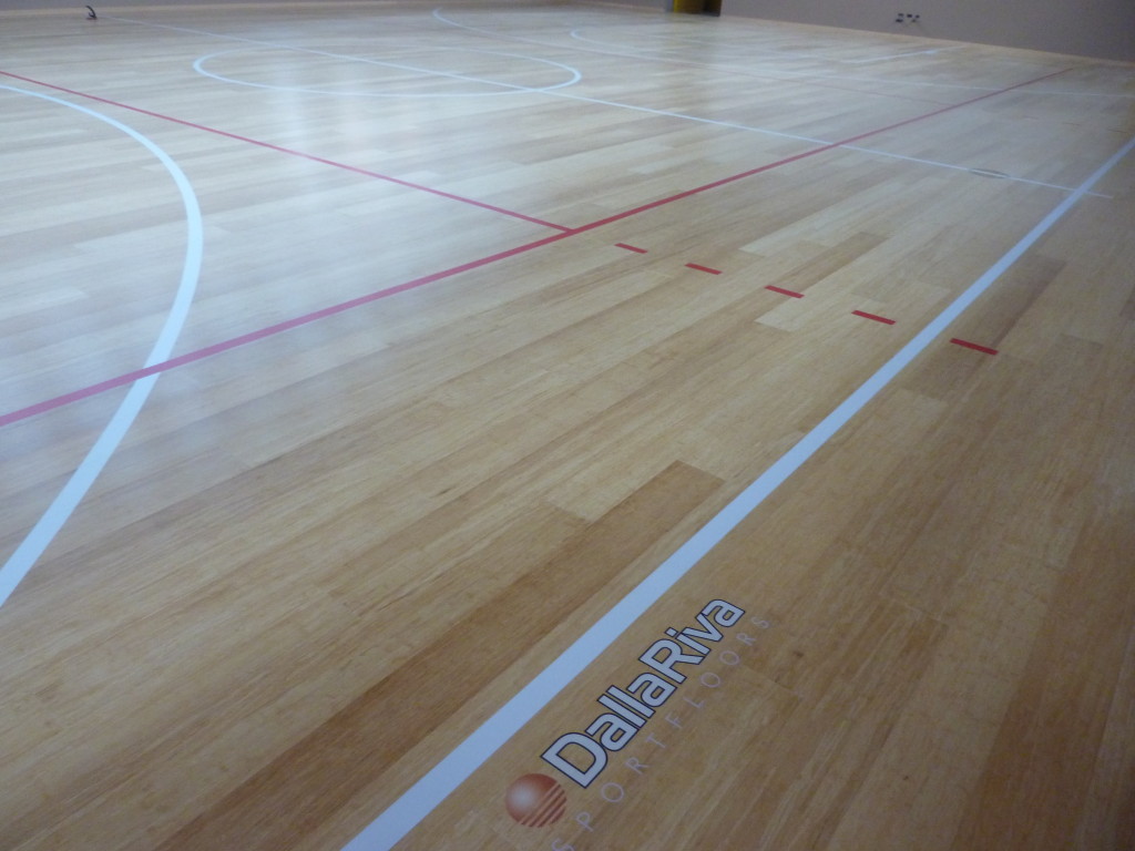 Parquet sportivo con riscaldamento radiante Dalla Riva