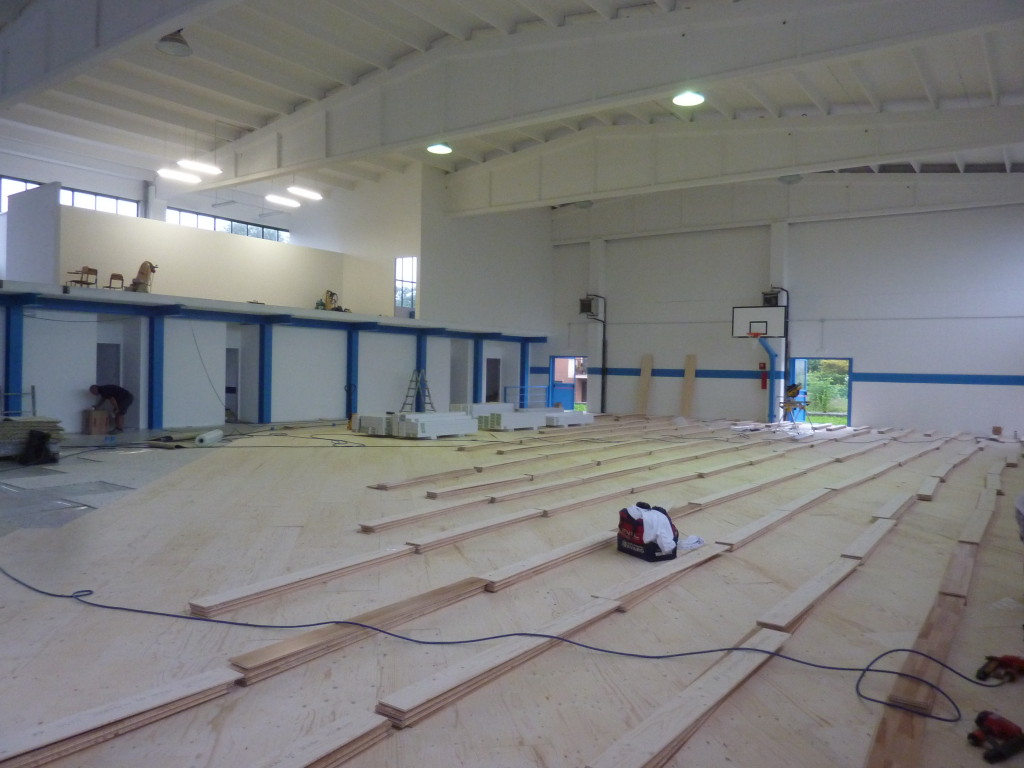 Installazione parquet sportivo palestra di Torrevecchia Pia Pavia Dalla Riva Sportfloors 2014