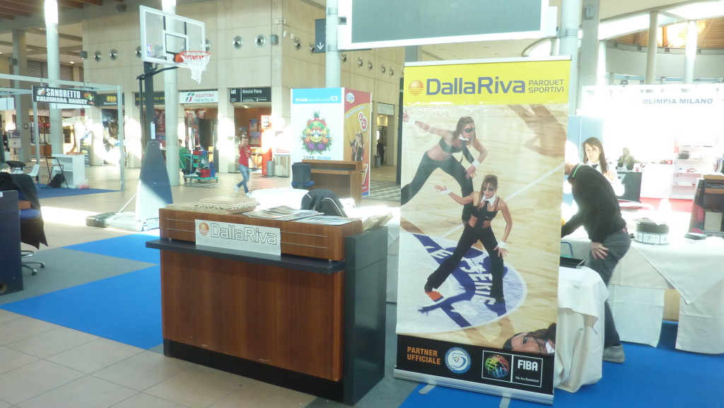 Il desk di Dalla Riva Sportfloors a Rimini durante RNB Basket Festival 2015