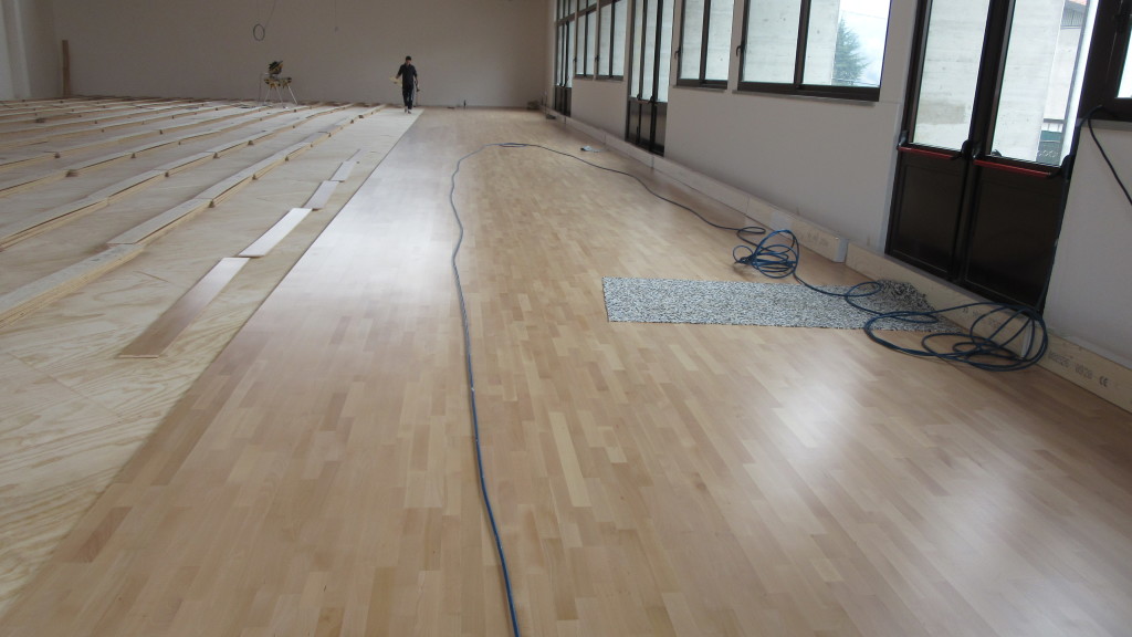 Il modello di parquet sportivo Playwood 4 bene si presta ad ospitare attività anche agonistica