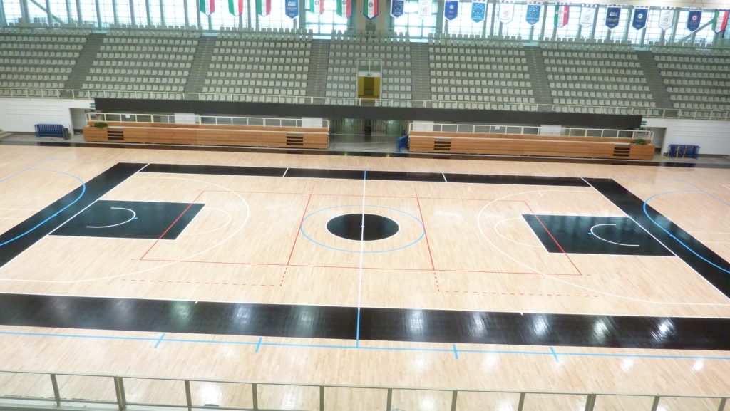 Il PalaTrento (con parquet Dalla Riva) teatro delle gare interne dell'Aquila Basket