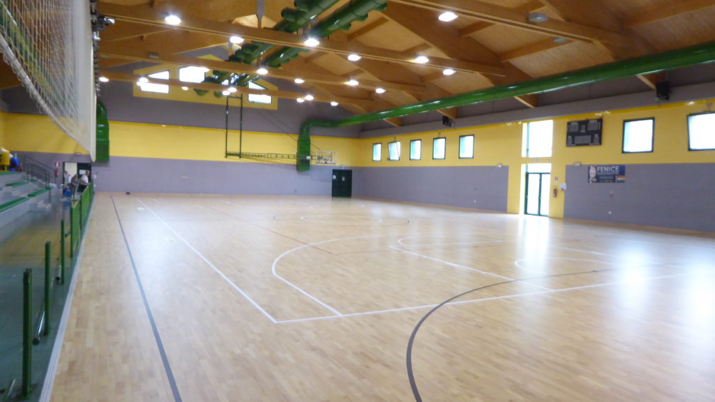 Fenice VeneziaMestre pronta a spiccare il volo dalla rinnovata palestra Franchetti 11 MESTRE-VENEZIA-VENETO-SOSTITUZIONE-PARQUET-SPORTIVO-11